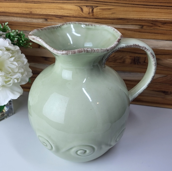 Euro Ceramics Pale Green Jug - Picture 3 of 8